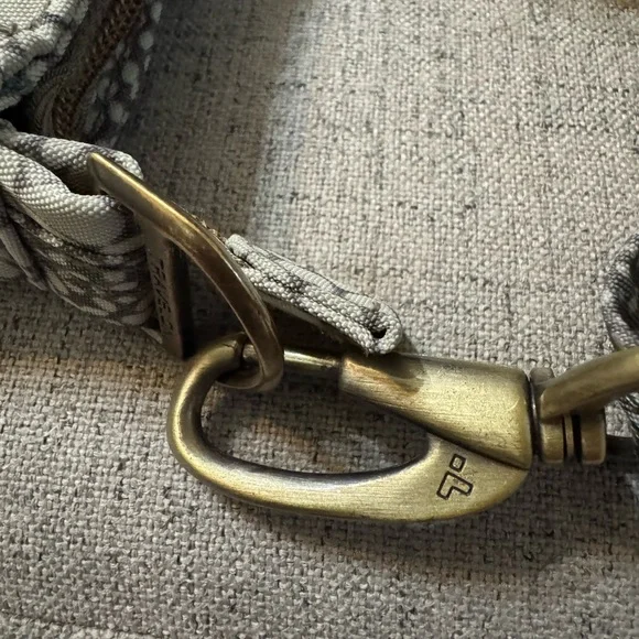 Travelon purse in snakeskin print - Picture 6 of 8